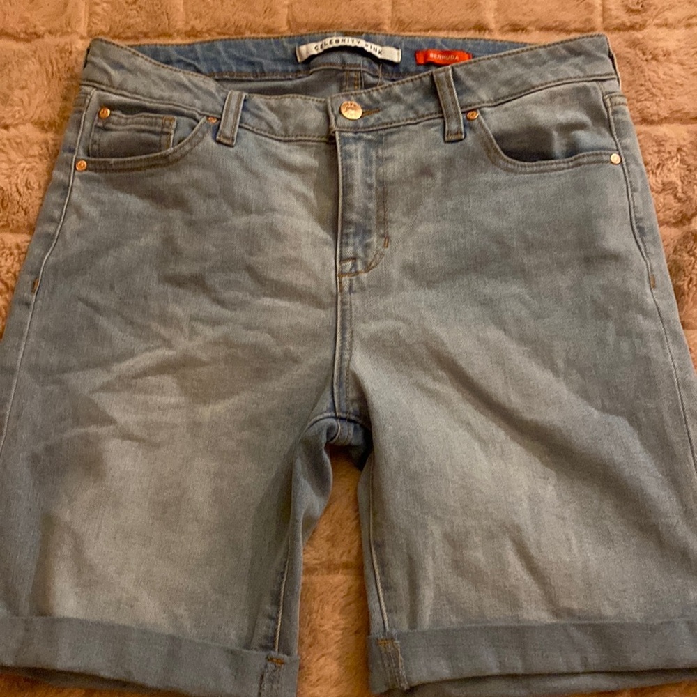 Never worn